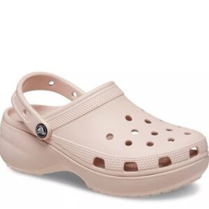 CROCS Platform Clog in Light Pink size 8w